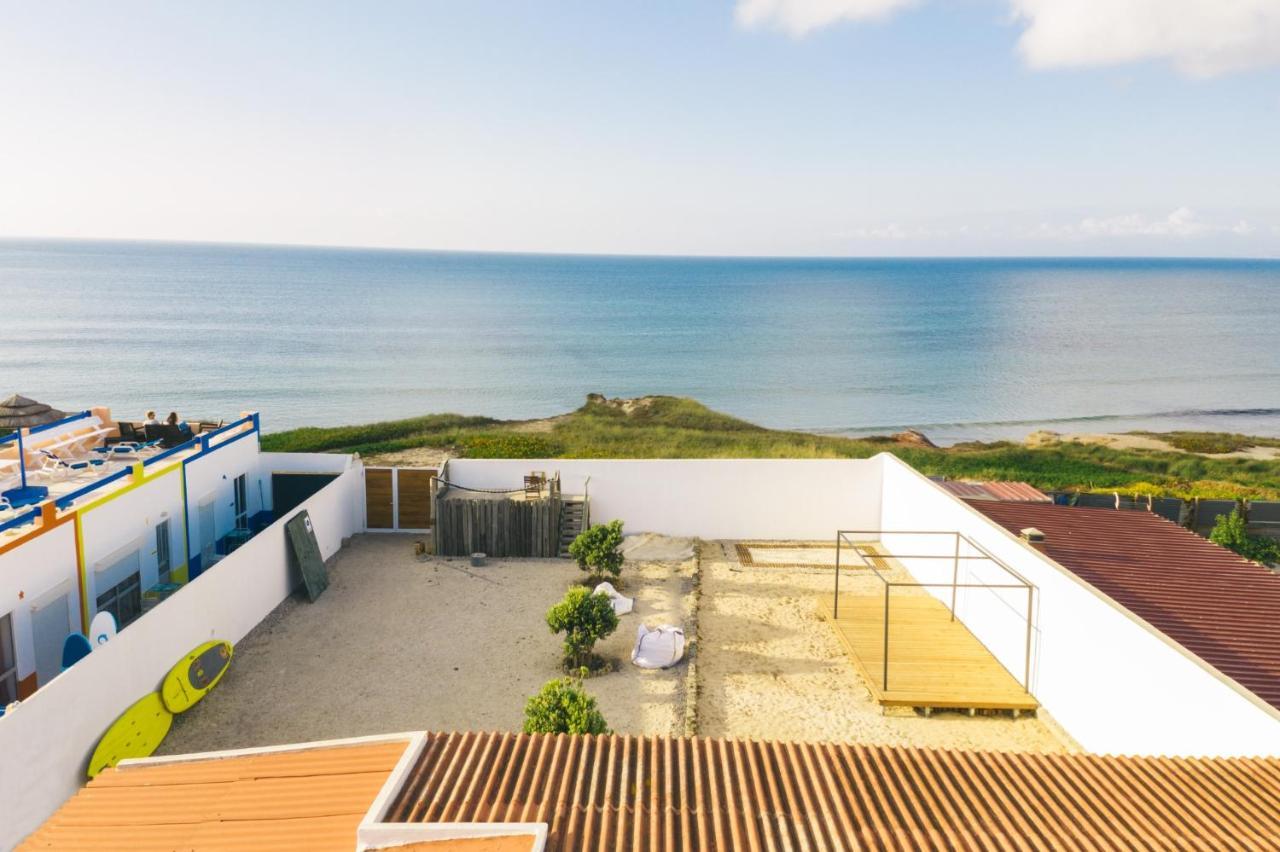 Soulsurfcamp Portugal Bed & Breakfast Пениш Екстериор снимка
